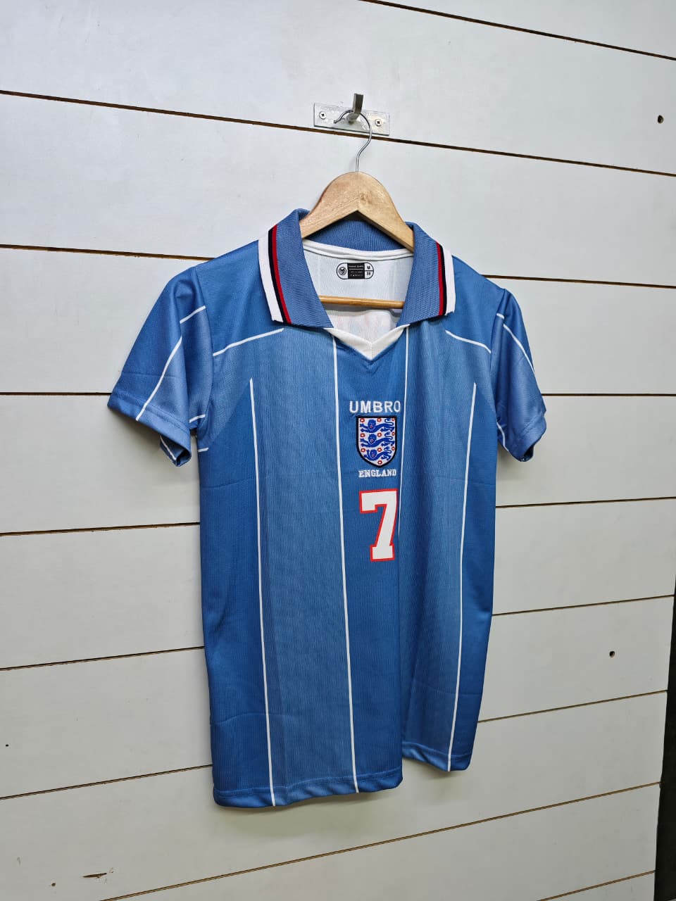 ENGLAND RETRO 1996 AWAY BECKHAM with COLLAR (EMBROIDERY LOGOS)