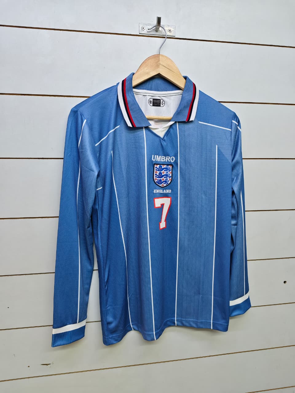 ENGLAND RETRO 1996 AWAY BECKHAM with COLLAR FULL SLEEVE (EMBROIDERY LOGOS)