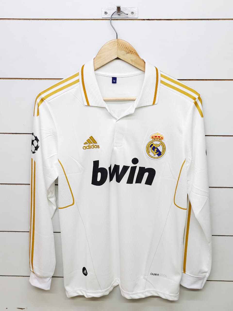 REAL MADRID RETRO 2011-12 HOME RONALDO with COLLAR FULL SLEEVE (EMBROIDERY LOGOS)