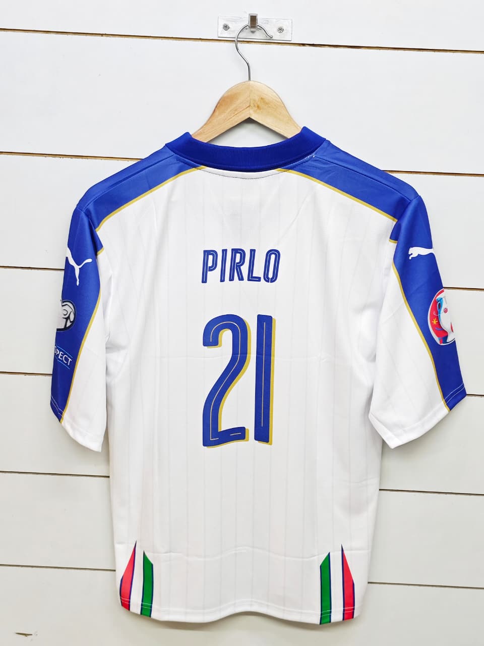 ITALY RETRO 2016 AWAY PIRLO with COLLAR 5 SLEEVE